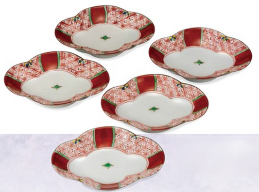 #6 Assorted Plates /Aka-e  (K8-155)